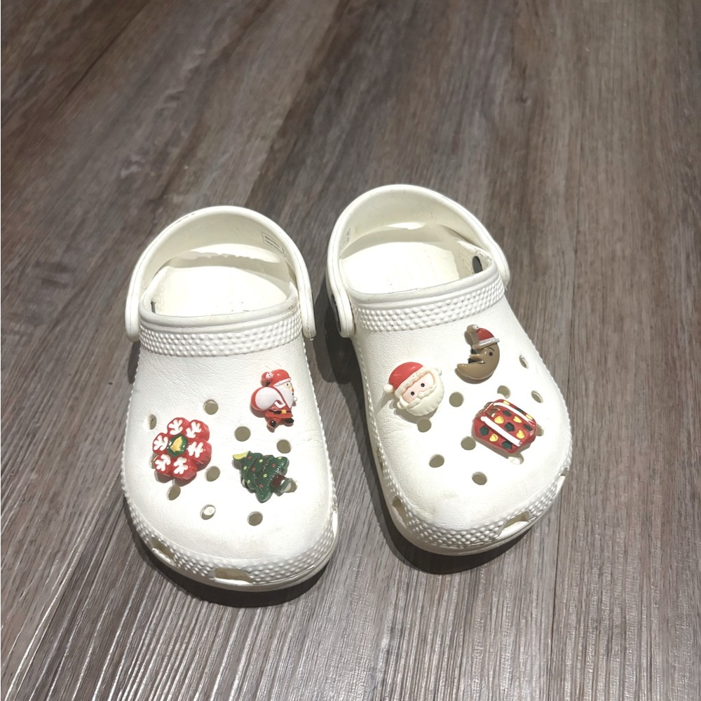 Size 9 white crocs toddler